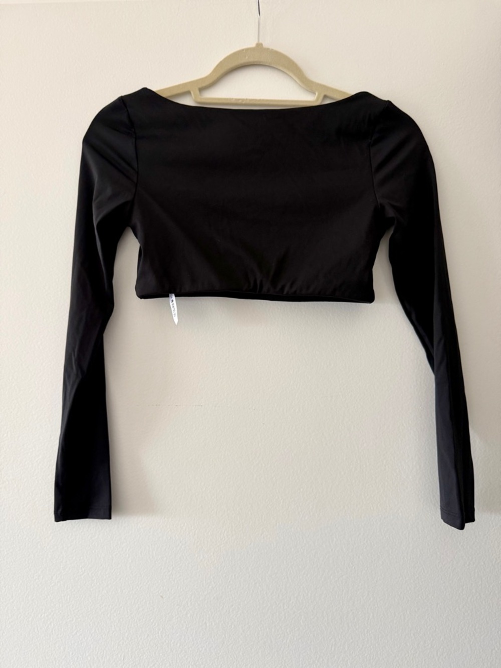 Yeoreo Kyla Square Neck Black Long Sleeve Crop Top, Size Small - Picture 2 of 2